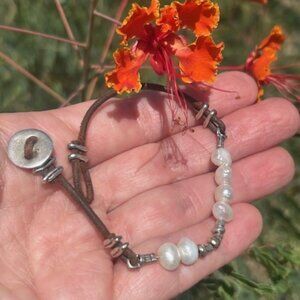 SILPADA Sterling Silver Freshwater Pearls Leather B1062 BRACELET